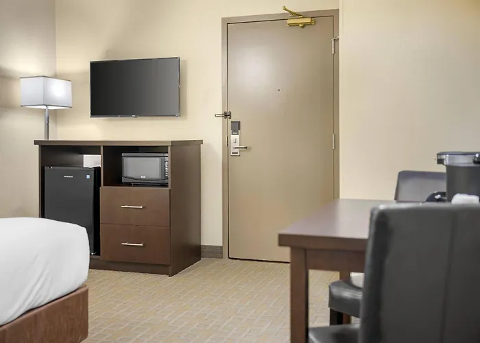 Quality Inn & Suites
